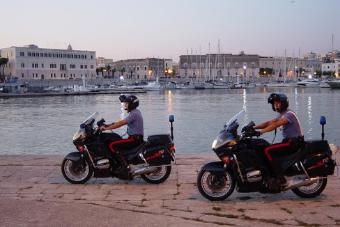 Tentato omicidio sul porto di Trani