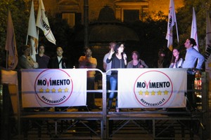 Comizio del M5S in Piazza della Repubblica