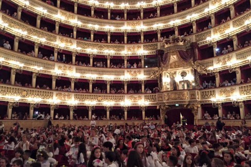 i ragazzi della Baldassare al San Carlo di Napoli