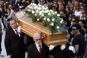 Crollo di Barletta, i funerali