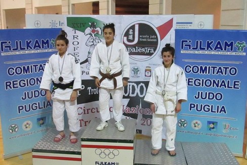 Pioggia di medaglie per la Judo Trani a Martina Franca