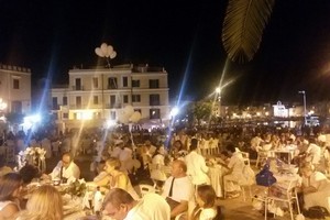 Cena in bianco