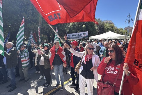 Il Primo Maggio a Trani, la manifestazione della CGIL, CISL, UIL della Bat