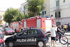 Incendio in piazza Sarro