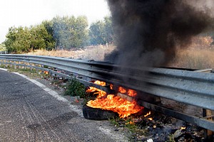 Incendio di pneumatici