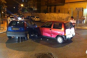 Incidente stradale su via Malcangi