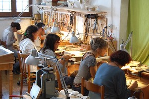 Laboratorio di bigiotteria