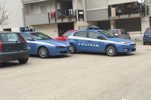 polizia 80enne accoltellato
