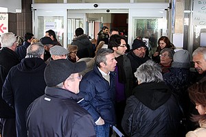 Protesta ospedale di Trani