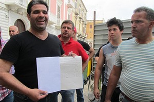 Pescatori di Trani protestano