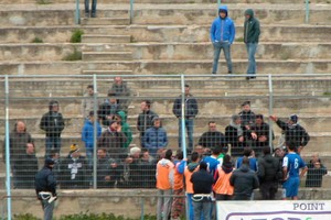 Trani Campania protesta tifosi