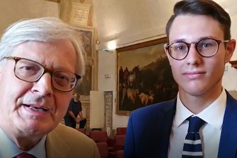 Vittorio Sgarbi supporta il candidato Ruggiero Grimaldi