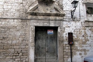 Ex sinagoga in vendita a Trani