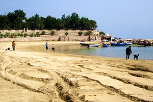 Spiaggia di Colonna a Trani
