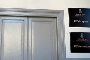 Nuove targhe al comune di Trani