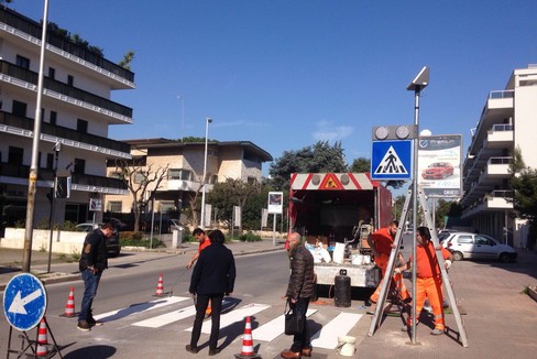 Nuova segnaletica in via Bonomo