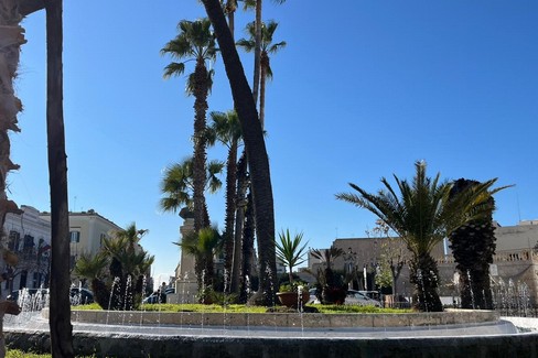 Piazza Plebiscito - La fontana ripristinata