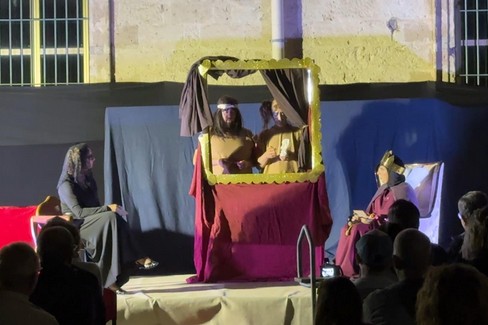 TRANI TRADIZIONI ... in scena per solidarietà