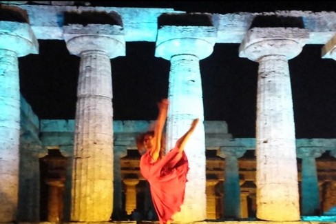 Esibizione di Simona del Nigro a Paestum