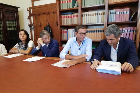 Conferenza modalità sosta di pagamento a Trani, intervista a Bottaro