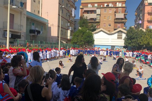 Primo giorno di scuola alla Petronelli