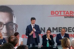 Il ministro Orlando a Trani per sostenere Amedeo Bottaro
