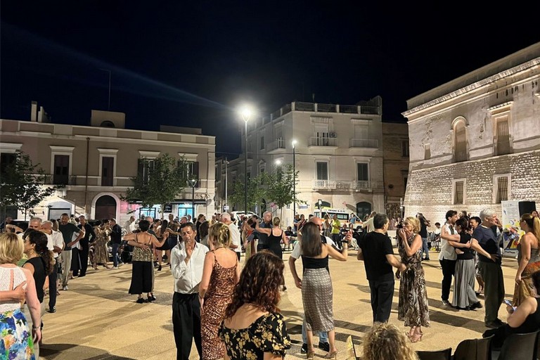 Milonga piazza Gradenigo Trani Tango
