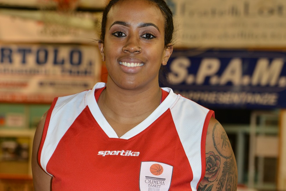 Olimpia Basket, Monè