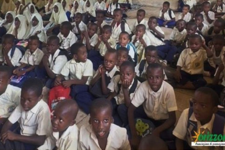 Un banco per la Tanzania: la missione della assoiazione Orizzonti di Trani. <span>Foto credits</span>