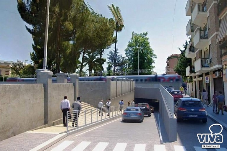 Sottopasso ferroviario di via De Robertis a Trani, slitta la chiusura pedonale