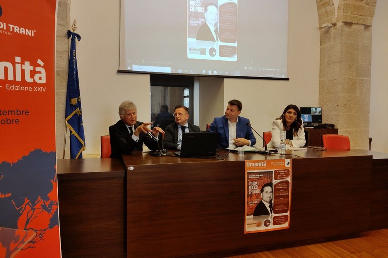 da sinistra: avv. Francesco Logireco, avv. Domenico Facchin, dott. Riccardo Tessaarini e avv. Alessandra Inchingolo. <span>Foto Adriana Fabrizio</span>