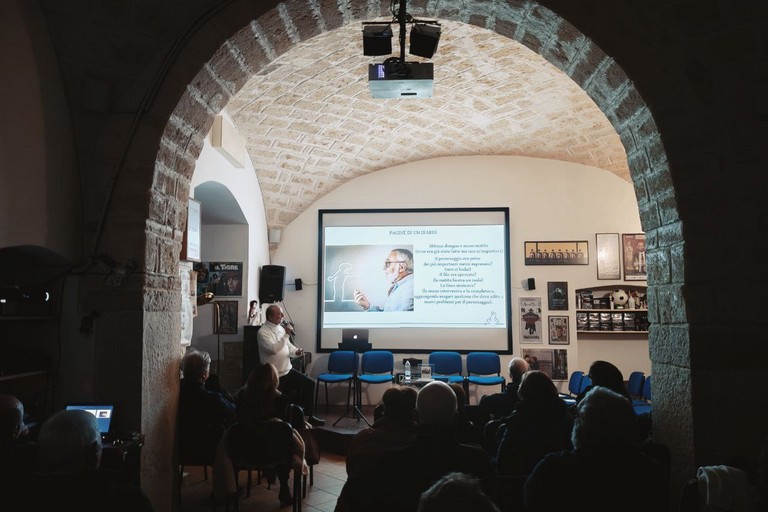 Franco Liuzzi racconta Osvaldo Cavandoli - CIrcolo 