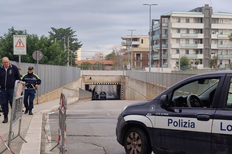 Allagamento sottopassaggio via delle tufare. <span>Foto Adriana Fabrizio</span>
