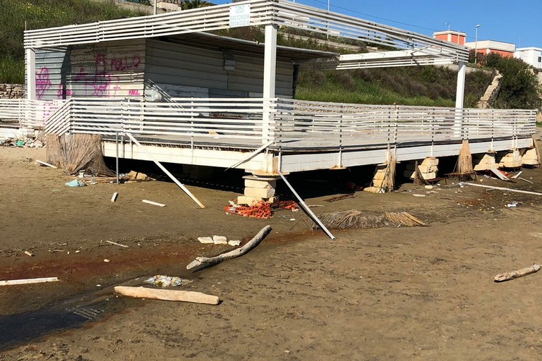 Seconda spiaggia ruderi