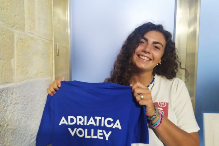 Lavinia volley