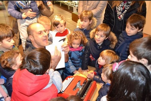 Studenti in visita al Museo della Macchina da Scrivere