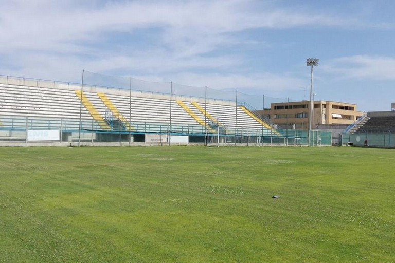 Settore ospiti stadio Fanuzzi Brindisi. <span>Foto foto Blunote</span>