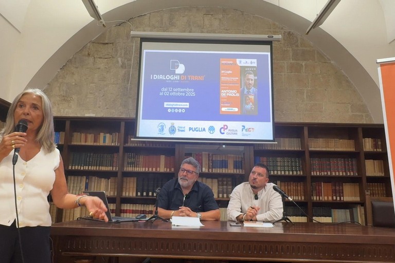 Antonio De Paolis - Biblioteca Comunale di Trani. <span>Foto Tonino Lacalamita</span>