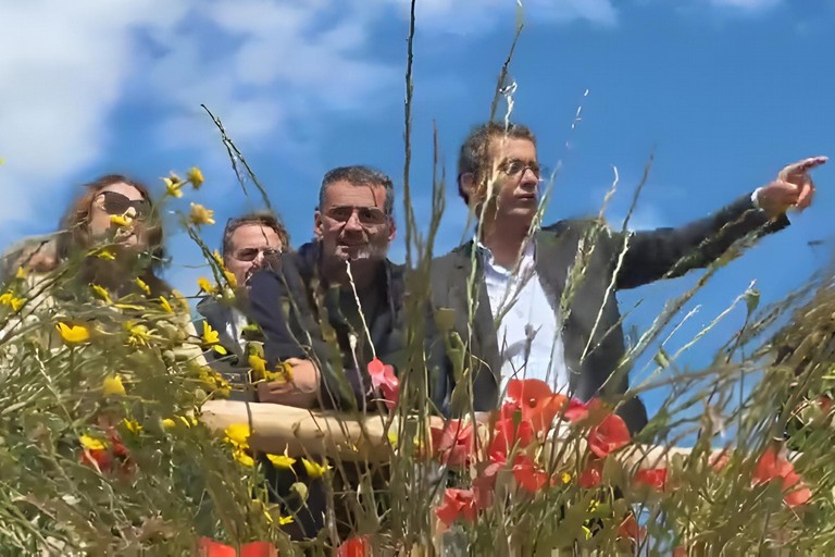 Costa Sud - Il Presidente Decaro - Il Sindaco Amedeo Bottaro. <span>Foto Tonino Lacalamita</span>