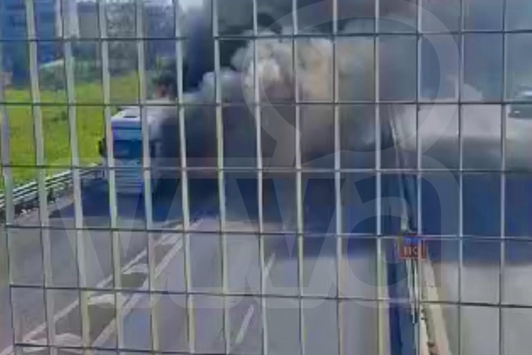 Canion in fiamme SS16bis a Trani