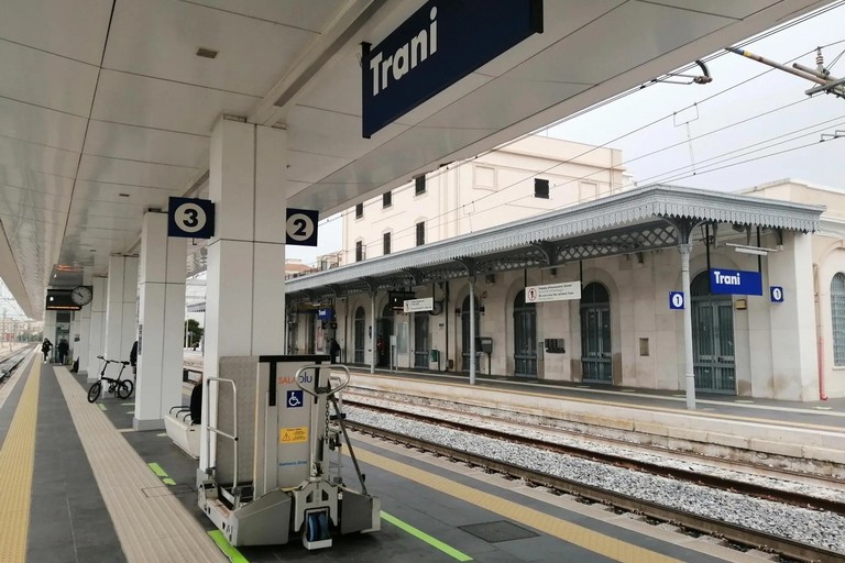 Stazione di Trani