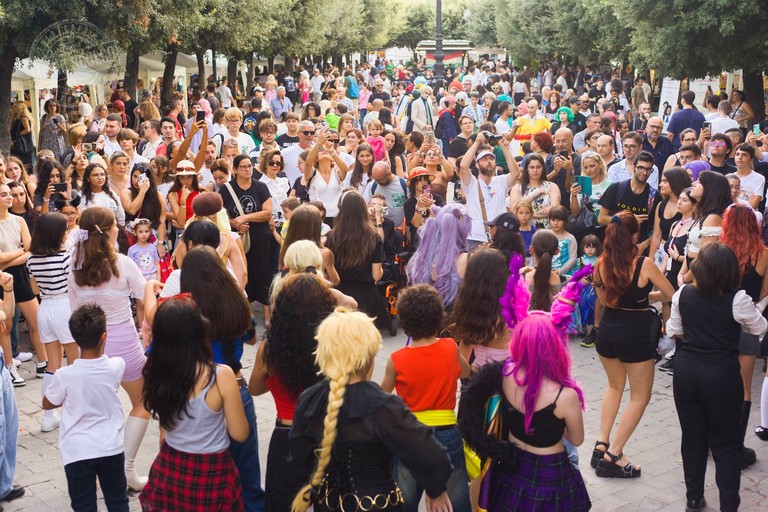 Super Trani: due giorni festa tra cosplay, musica e fumetti in Piazza della Repubblica. <span>Foto Mario Sculco</span>