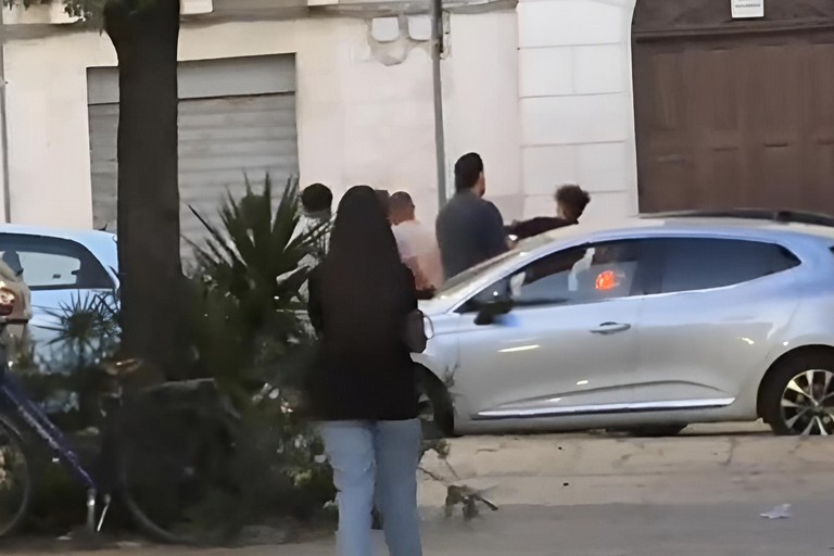Rissa in Piazza Mazzini a Trani