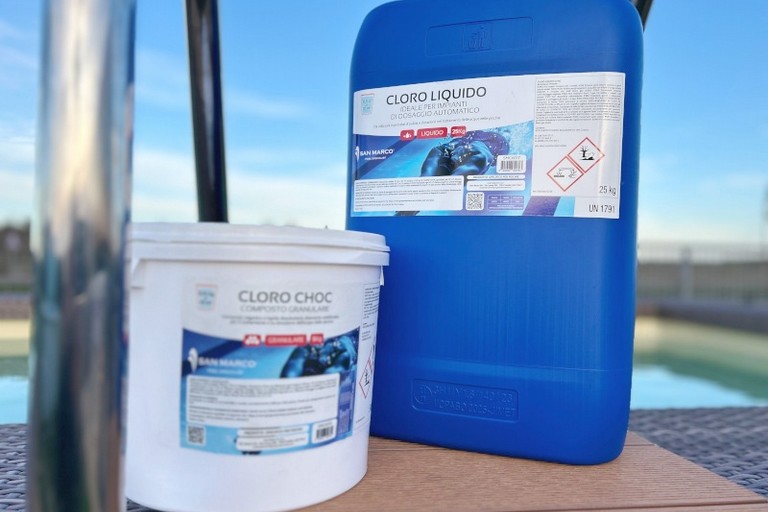 Pastiglie cloro per piscina