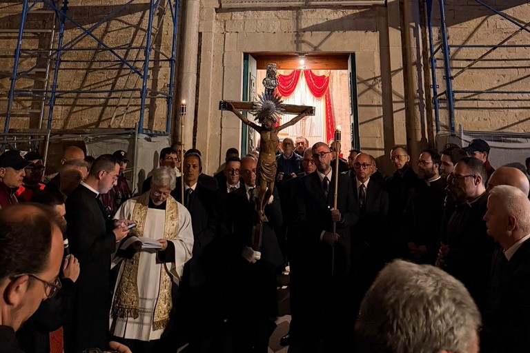SS. Crocifisso di Colonna - Via Lucis. <span>Foto Marina Laurora</span>