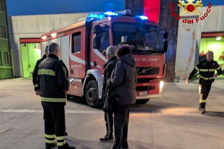 In fiamme la villa dell'ex comandante della Polizia Locale di Trani