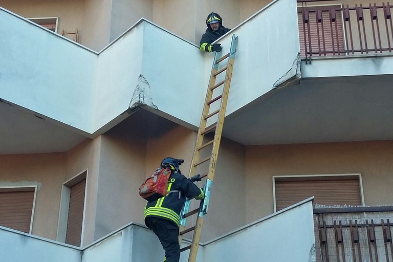 Vigili del Fuoco in via Malcangi