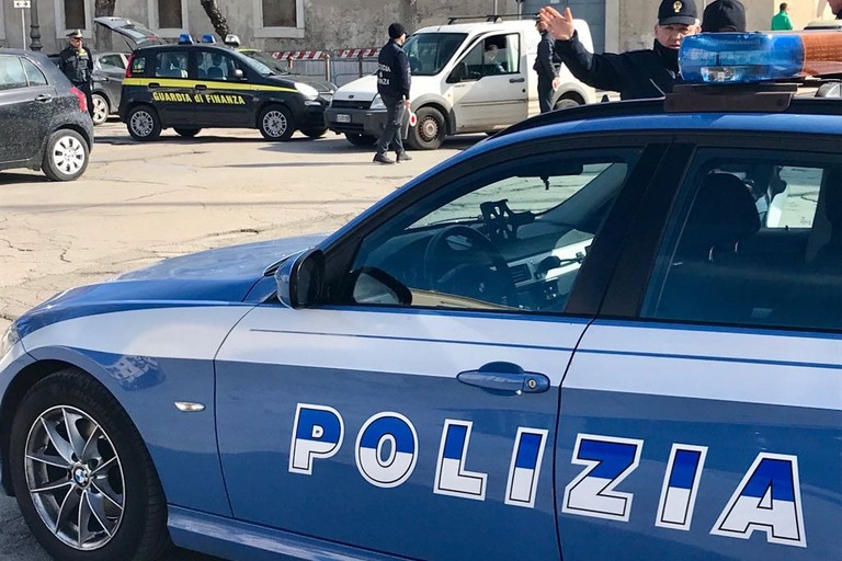 Forze dell'ordine impegnate sul territorio