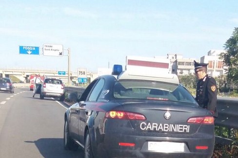 Carabinieri sulla 16bis