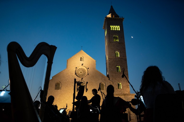Cattedrale all'Alba - Trani Orchestra Sinfonica Federiciana. <span>Foto Fabio Zollo</span>